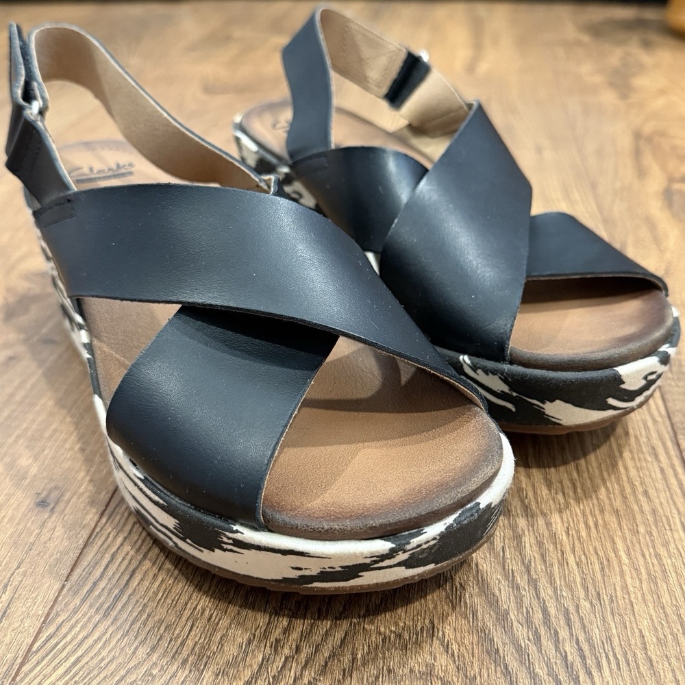 Clarks‎ Collection Black  Crossover Wedge Sandals Zebra Print Strappy Womens 8.5